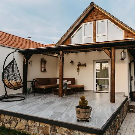 Holiday home Drevenica *
